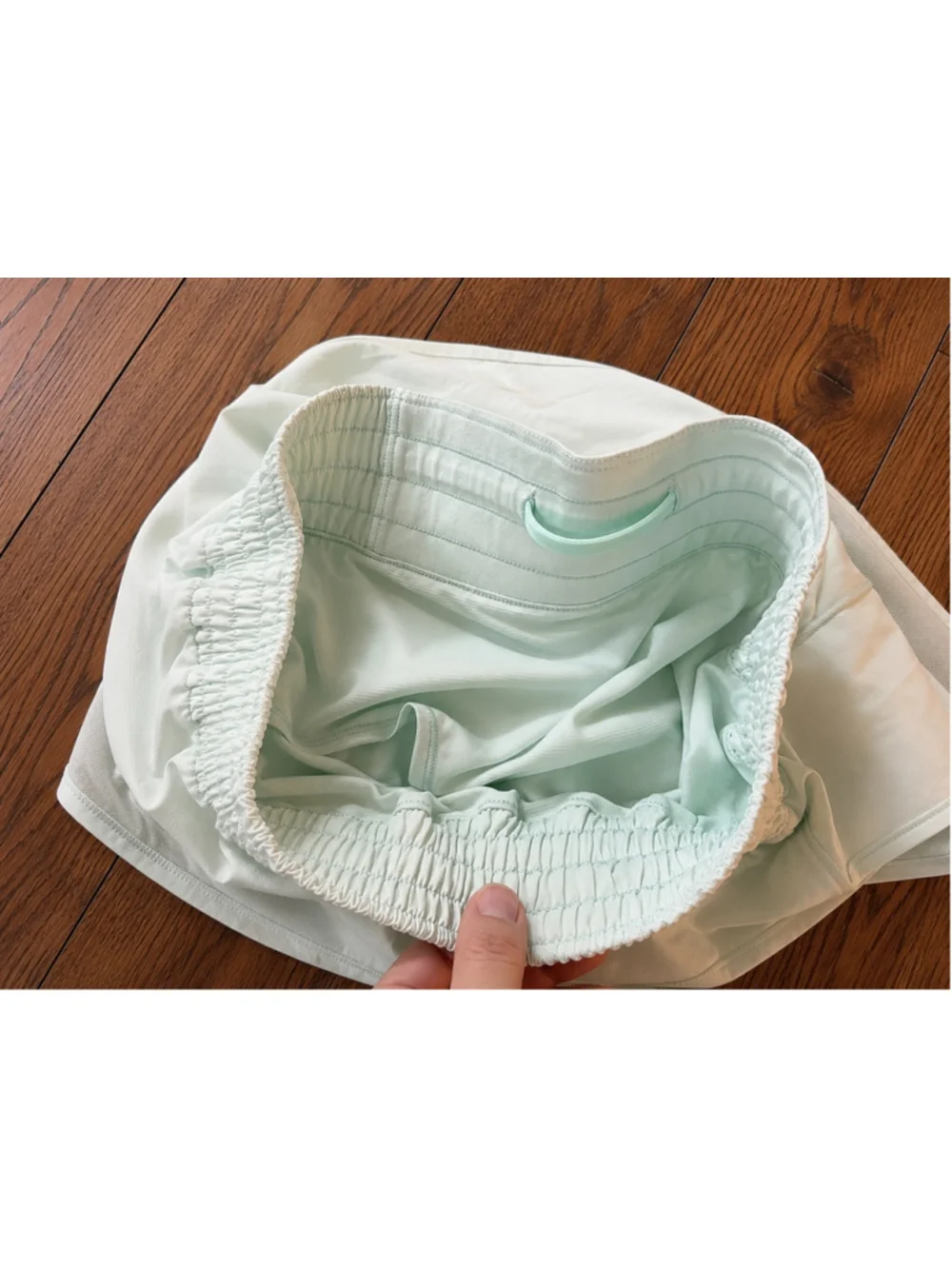 Women's Lululemon Athletic Shorts Size 4 Light Green